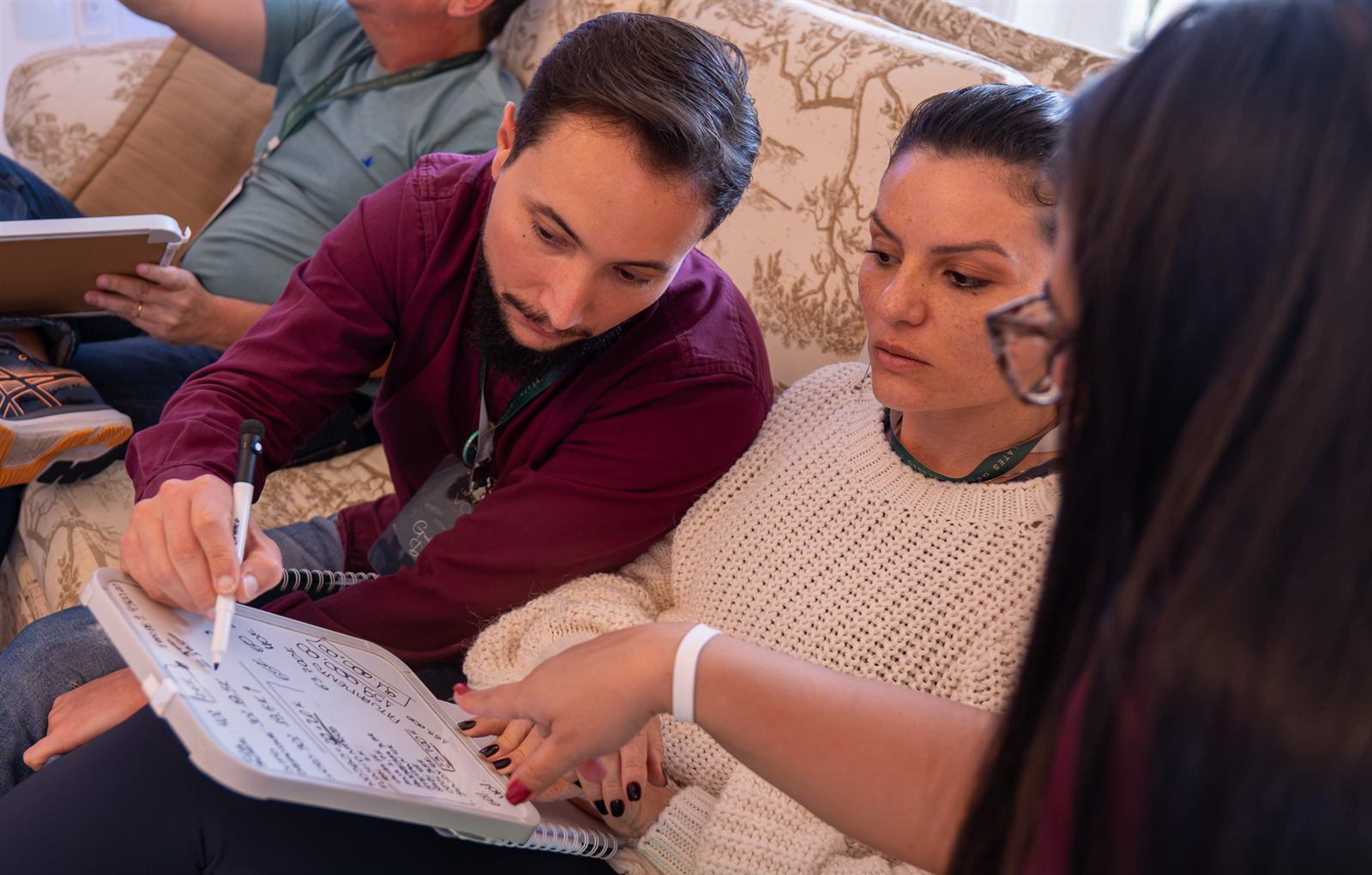 Participantes construindo o plano juntos